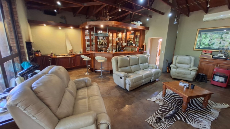 5 Bedroom Property for Sale in Rietvly A H North West